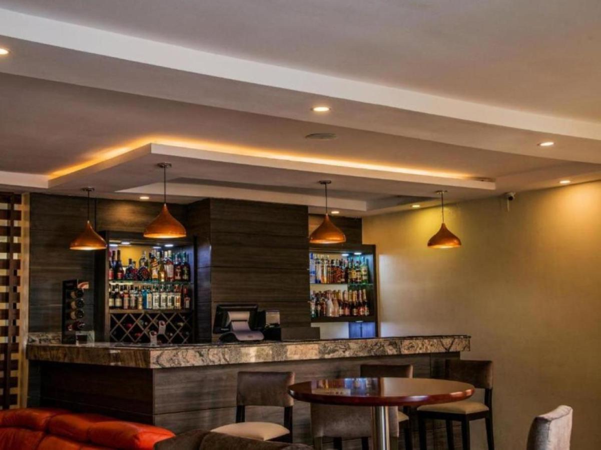 BON Hotel Nest Bodija Ibadan Bagian luar foto